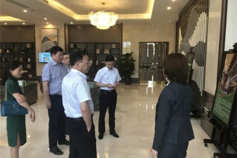 国发集团领导一行参观访问和城养老·有伴社区
