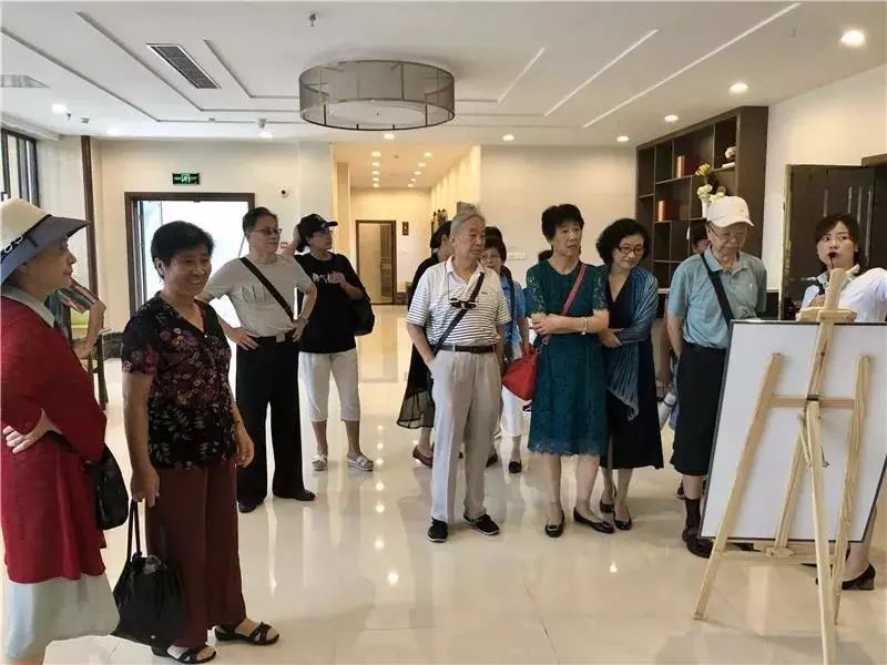 中共苏州市委老干部局退休领导访问和城养老·有伴社区